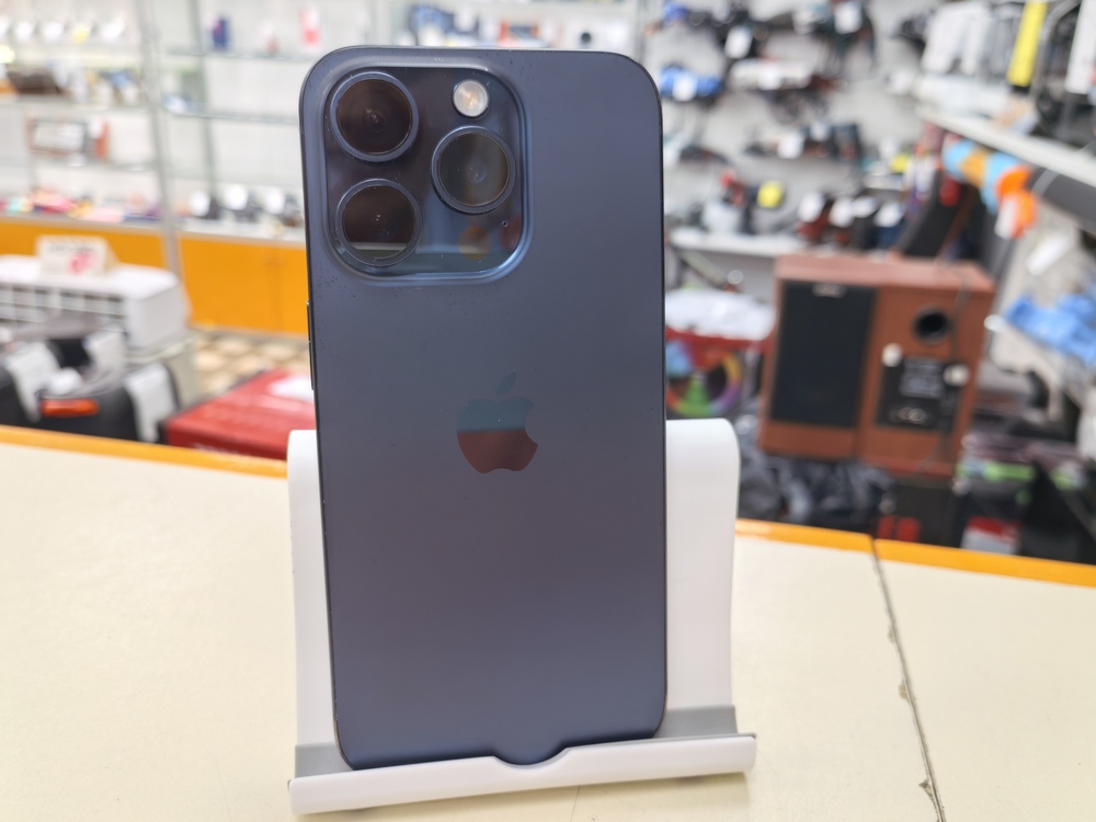 Смартфон Apple Iphone 15 Pro 256Gb