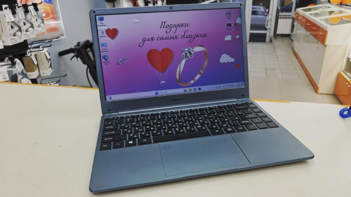 Ноутбук NoName; Celeron J4005, Intel UHD Graphics 600, 16 Гб, 500 Гб, Нет
