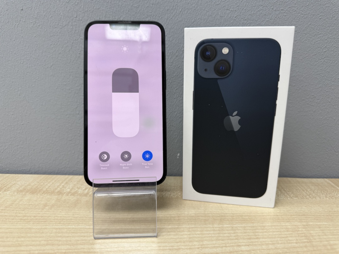 Смартфон Apple iPhone 13 128Gb
