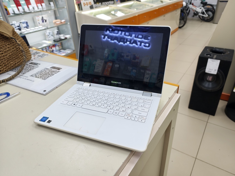 Ноутбук Lenovo; Celeron N3050, Нет, 2 Гб, 32 Гб, Нет