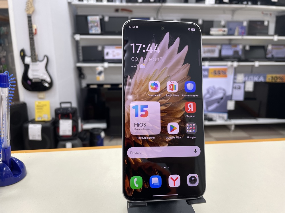 Смартфон Tecno SPARK 40 PRO 8/128