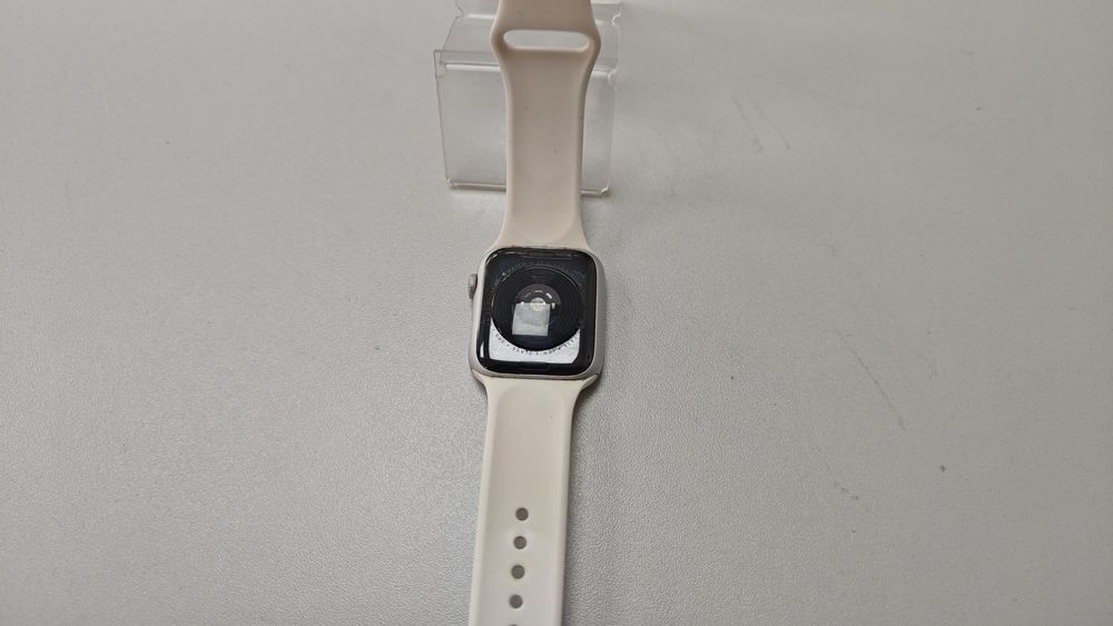 Смарт-часы Apple Watch SE 2020 40mm