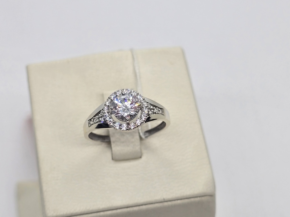 КОЛКМИ585 КОЛЬЦО С КАМНЯМИ (Au 585)