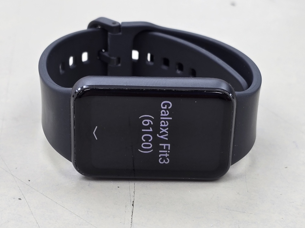 Смарт-часы Samsung Galaxy Fit3