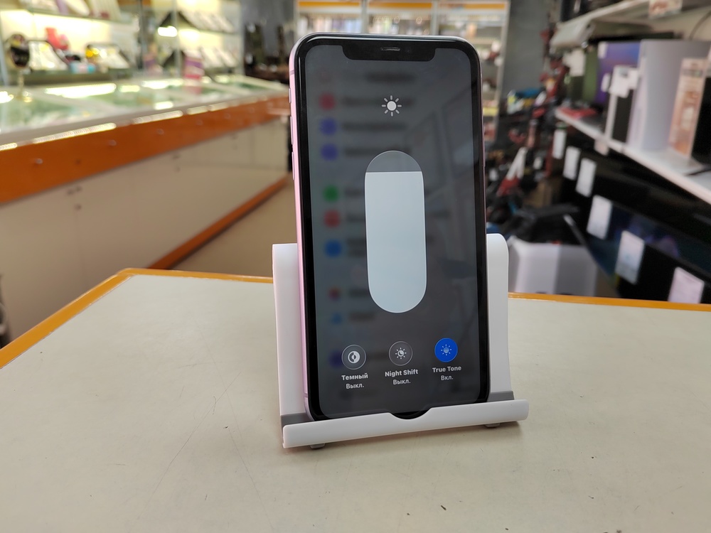 Смартфон Apple iPhone 11 128Gb