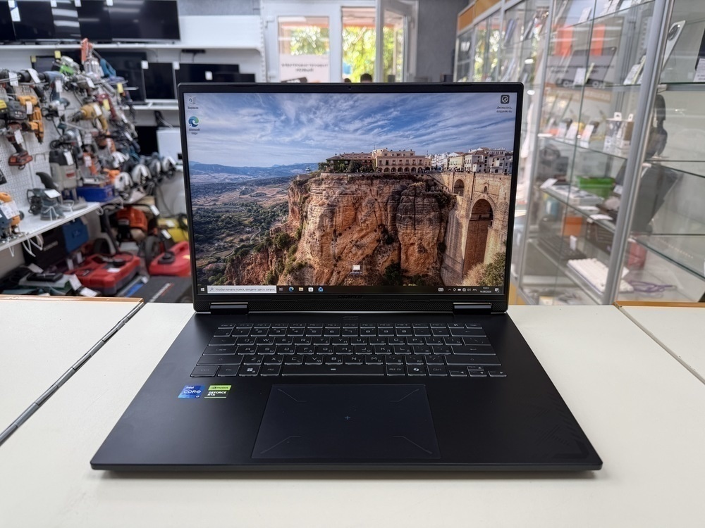 Ноутбук Gigabite A16; Core I7-13620H, GeForce RTX 4050, 16 Гб, 1 Tb, Нет