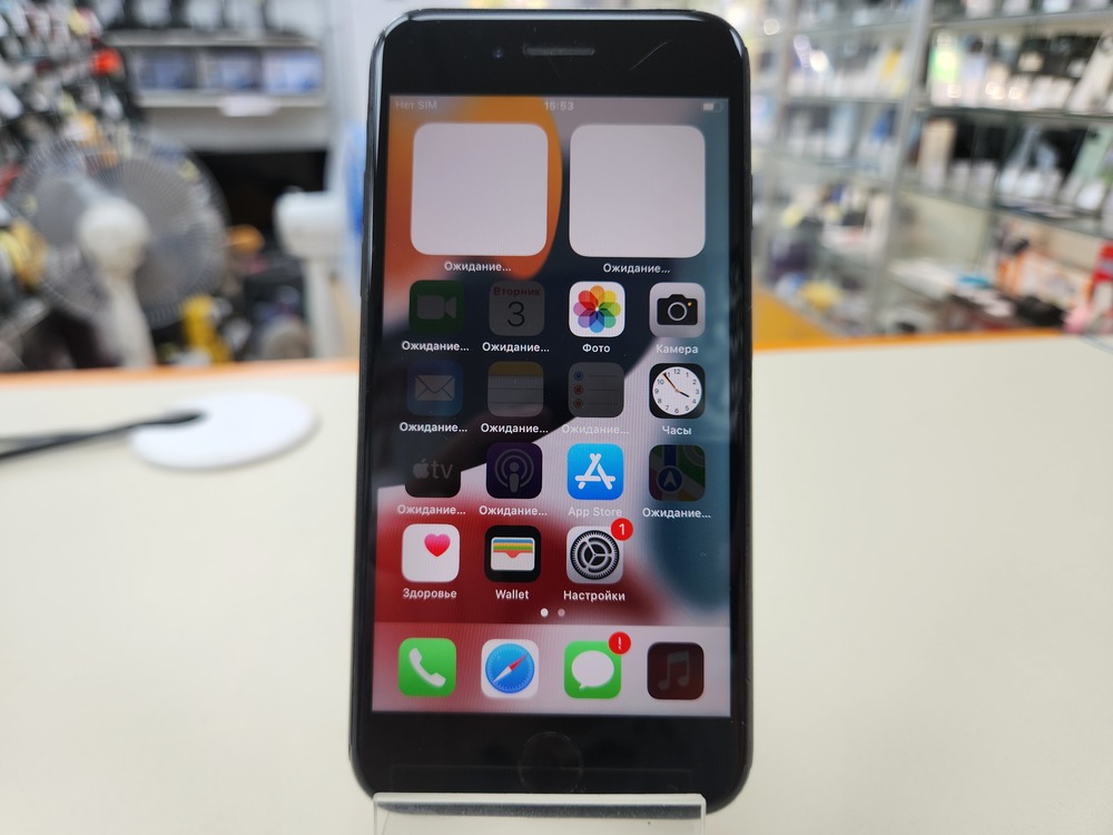 Смартфон Apple iPhone 7 32Gb