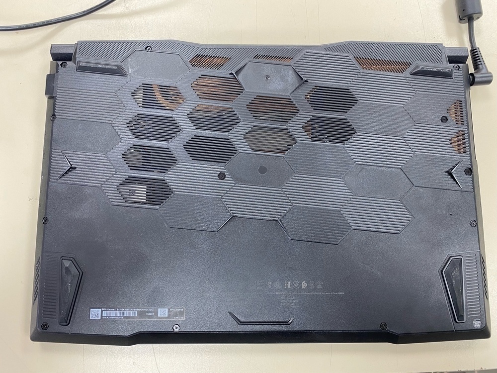 Ноутбук MSI; i5-13450H, GeForce RTX 4050, 16 Гб, 512 GB, Нет