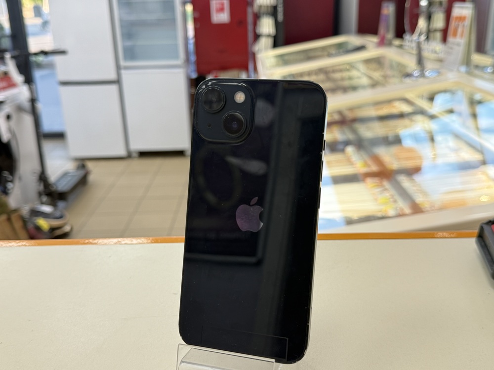Смартфон Apple iPhone 13 128Gb