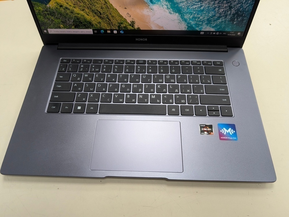 Ноутбук Honor; Ryzen 5-5500U, AMD Radeon (TM) Graphics, 8 Гб, 480 Гб, Нет