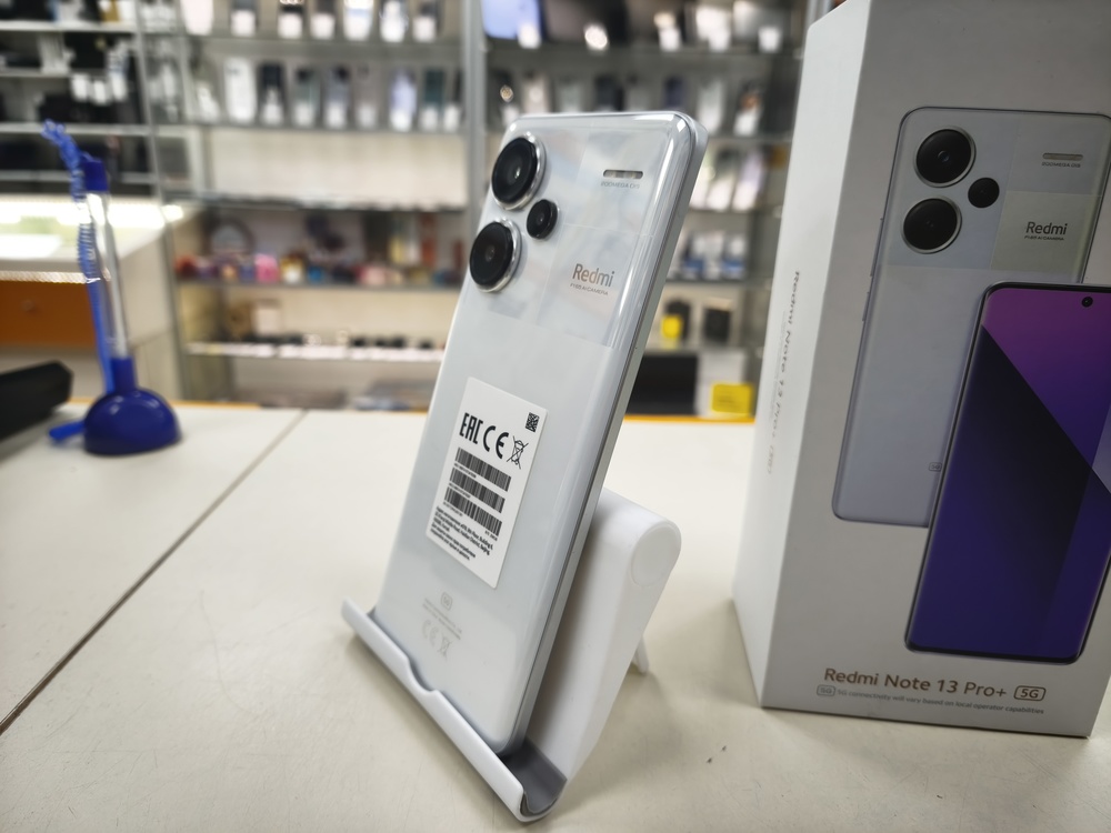 Смартфон Xiaomi Redmi Note 13 Pro+ 8/256