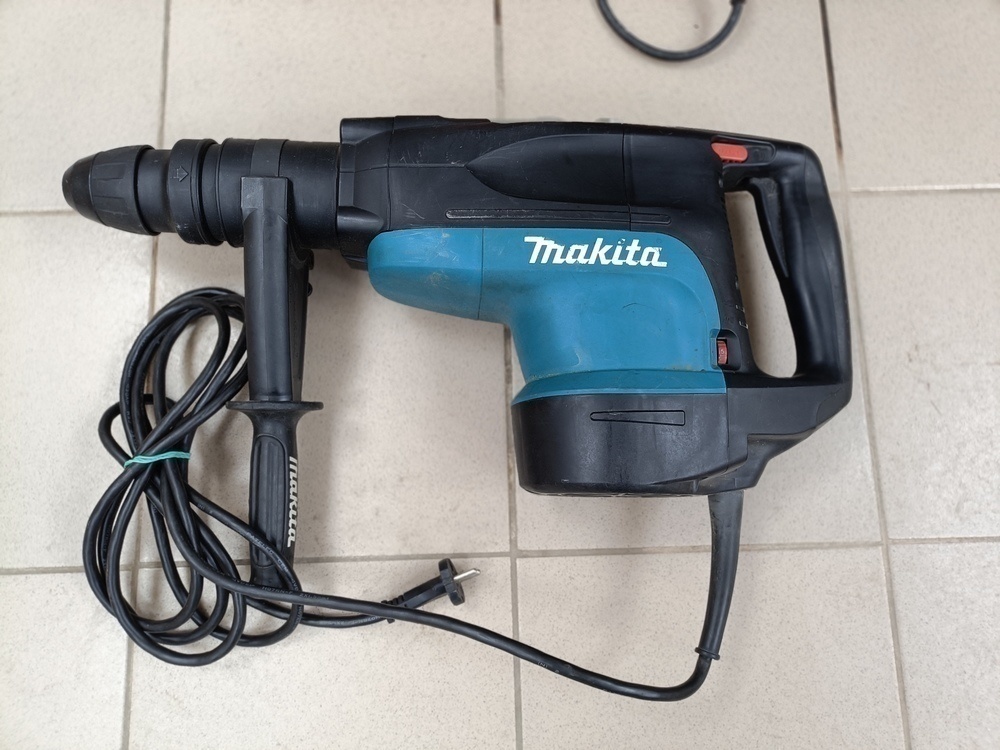 Перфоратор Makita HR5201C