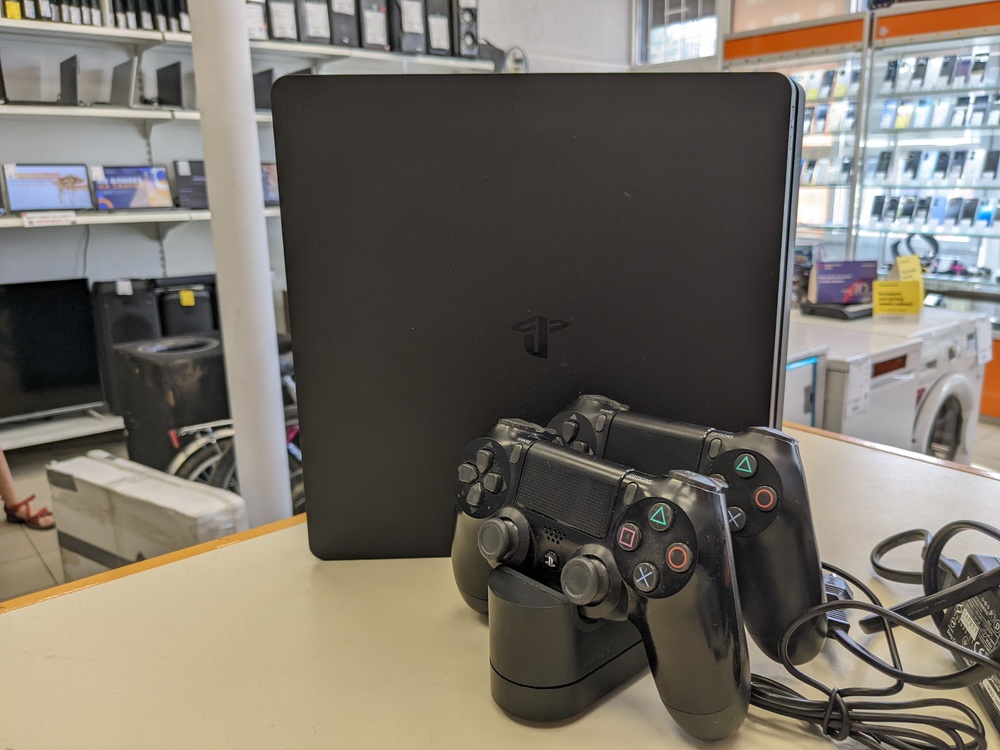Игровая приставка PlayStation 4 Slim 1Tb