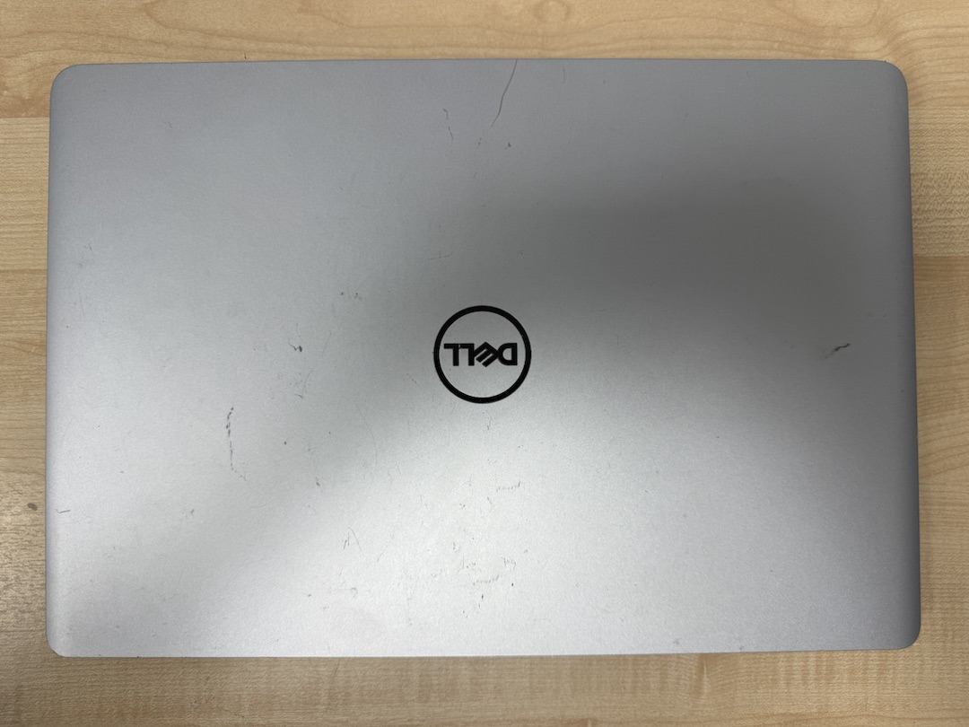 Ноутбук DELL Dell P77F001; Core i3-8145U, Intel UHD Graphics 620, 4 Гб, 128 Гб, Нет