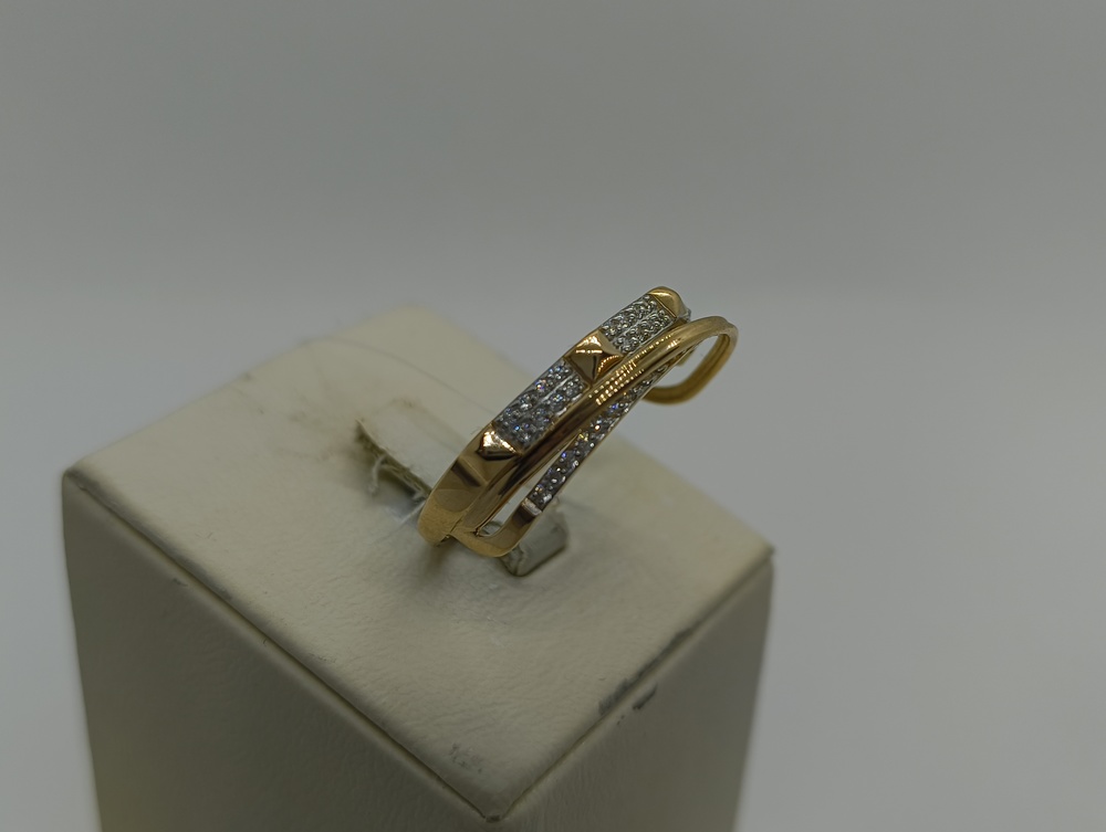 КОЛЬЦО С КАМНЯМИ (Au 585)