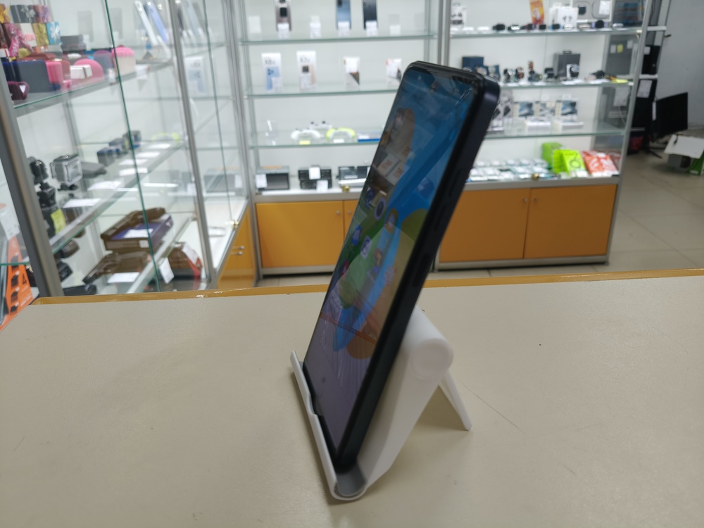Смартфон Tecno Spark 20C 8/128