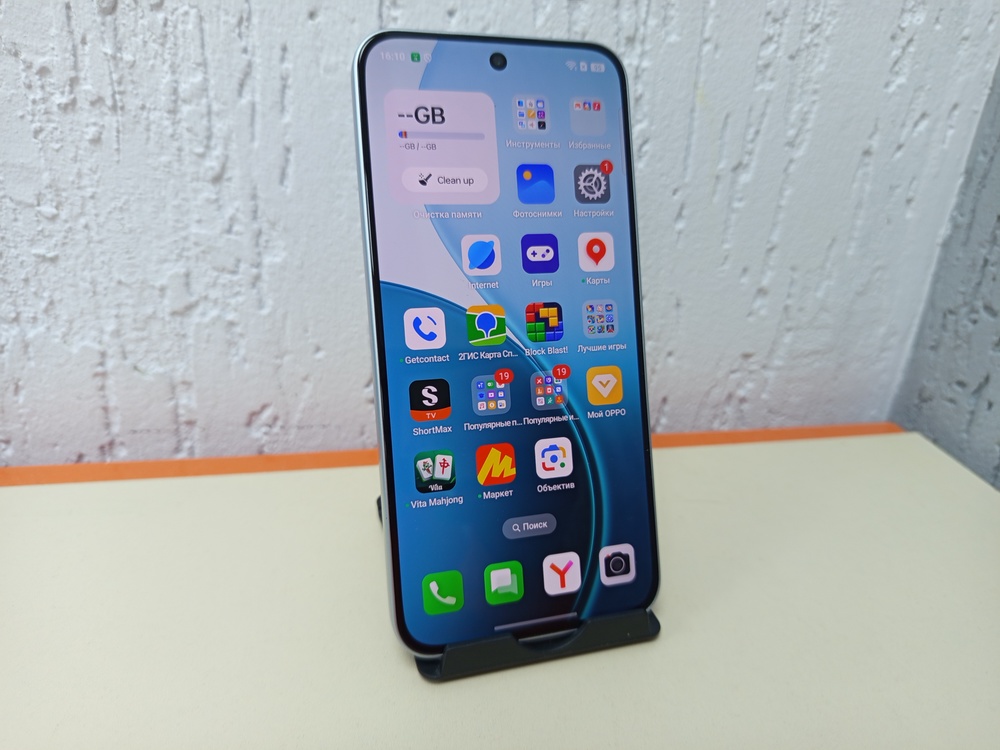 Смартфон Oppo Reno 14F 8/256