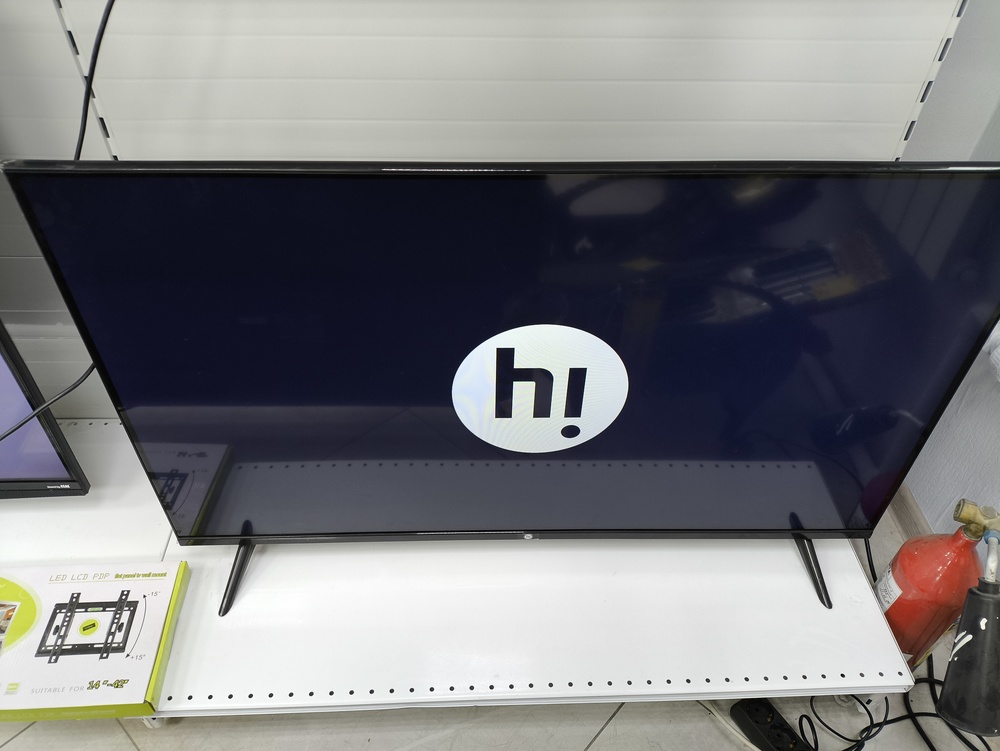 LED Телевизор HI VHIX-43F169MSY