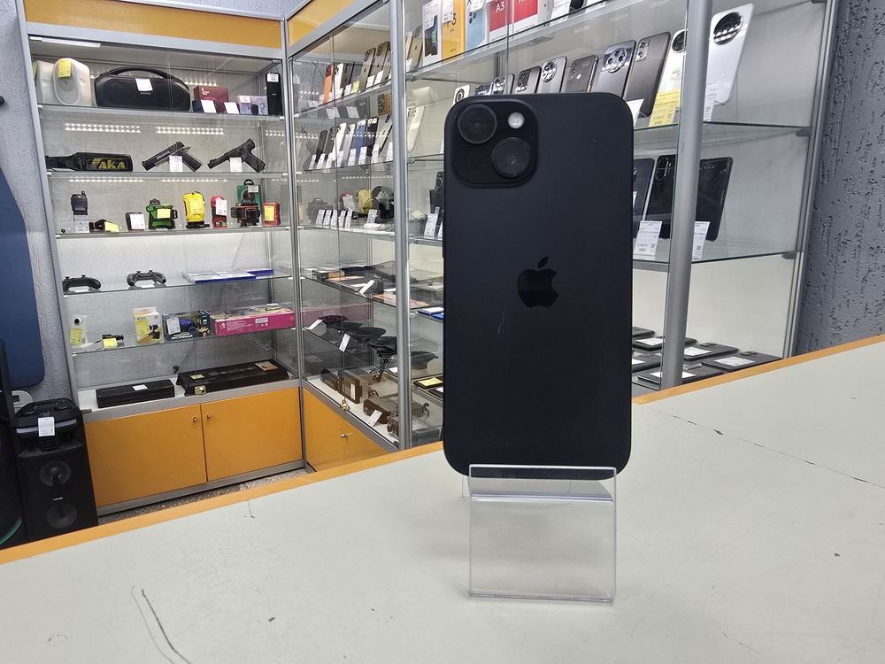 Смартфон Apple Iphone 15 128Gb