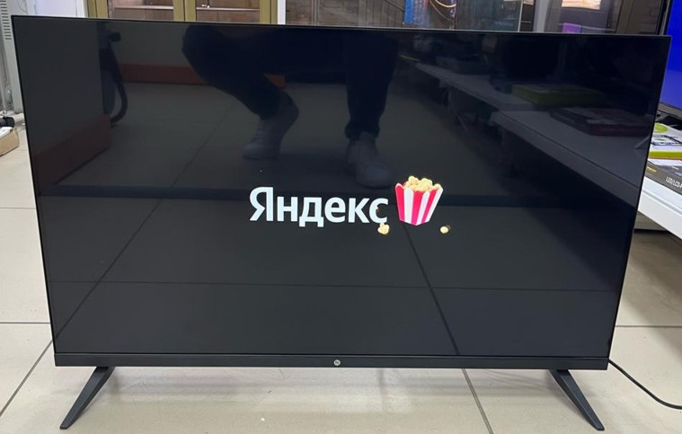 LED Телевизор HI RX-32H01FB