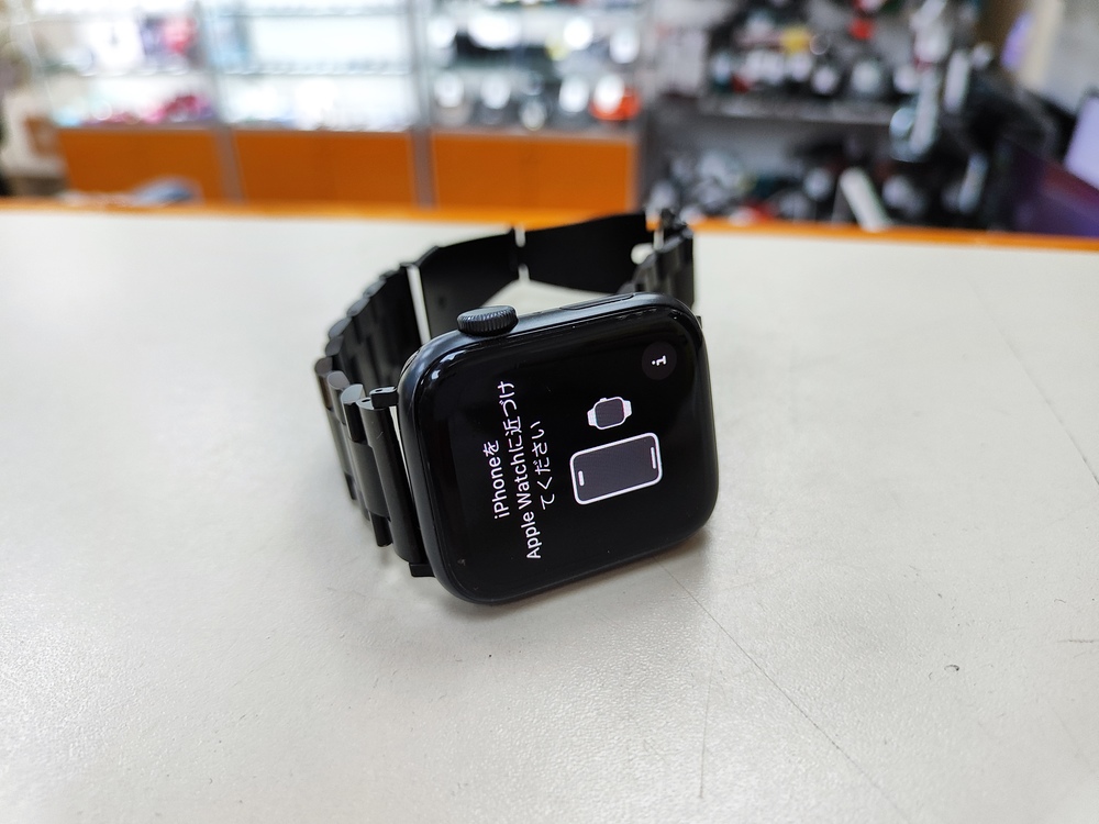 Смарт-часы Apple Watch SE 44mm
