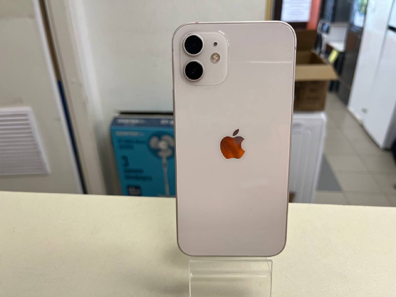 Смартфон Apple iPhone 12 128Gb