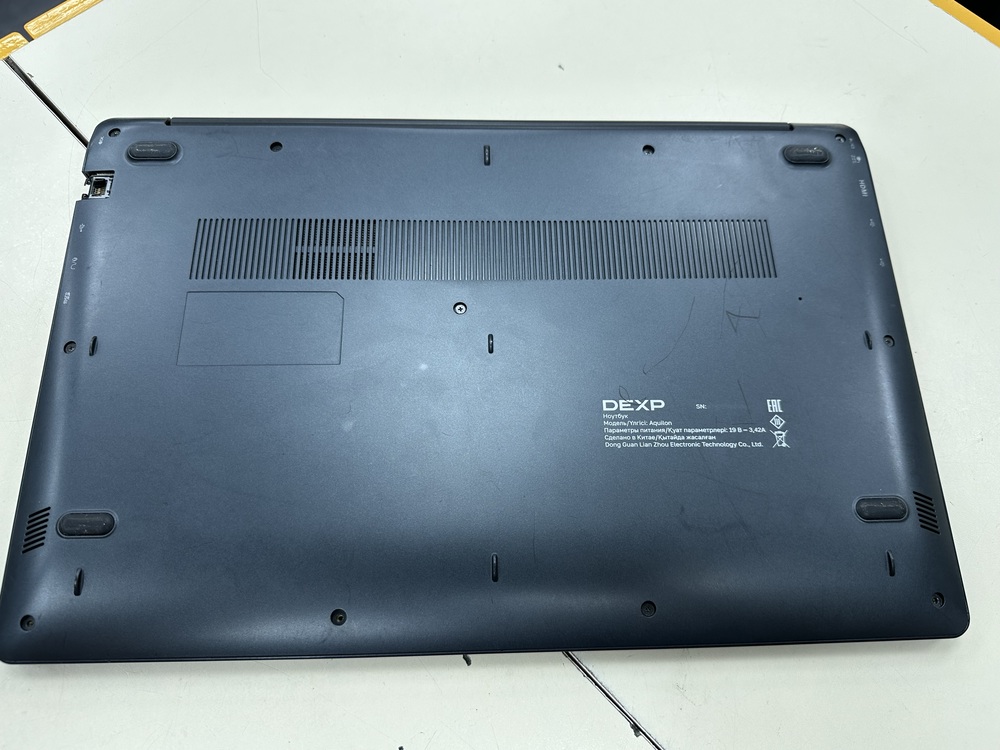 Ноутбук Dexp; Core i5-1035G1, Intel UHD Graphics, 8 Гб, Нет, 240 Гб