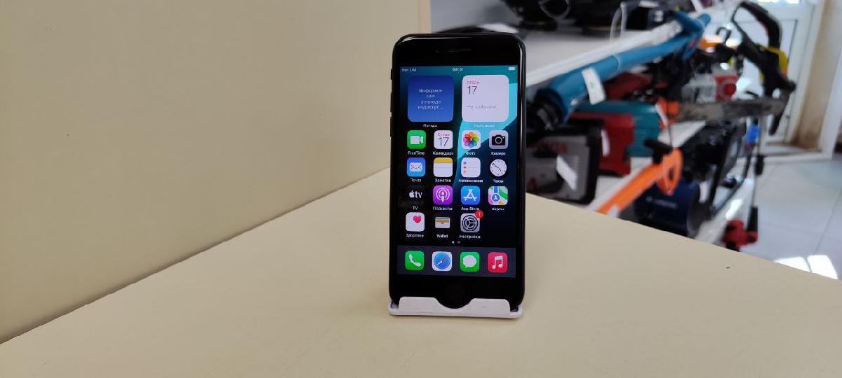 Смартфон Apple iPhone SE 2020 256Gb