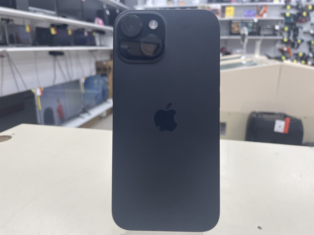 Смартфон Apple Iphone 15 128Gb