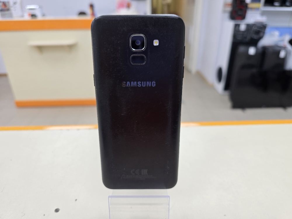 Смартфон Samsung Galaxy J6 2018 3/32