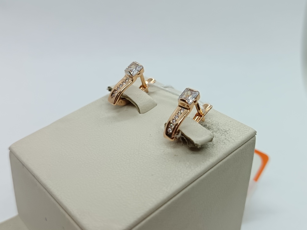 СКМИ585 СЕРЬГИ С КАМНЯМИ (Au 585)