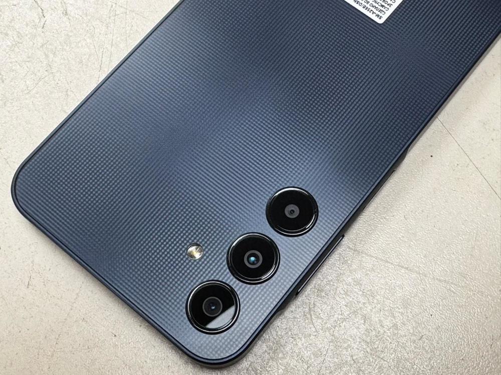 Смартфон Samsung Galaxy A25 6/128