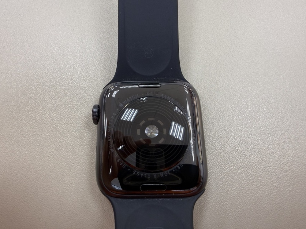 Смарт-часы Apple Watch SE 2022 44mm