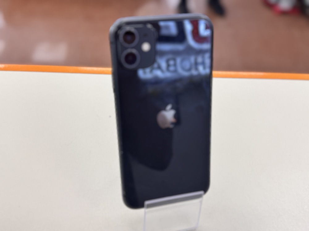 Смартфон Apple iPhone 11 128Gb