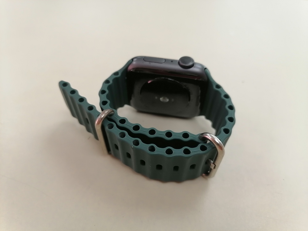 Смарт-часы Apple Watch SE 44mm