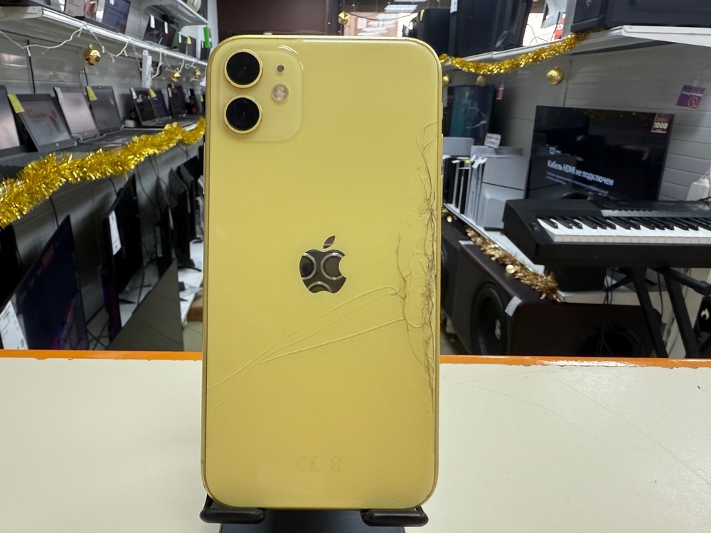 Смартфон Apple iPhone 11 64Gb