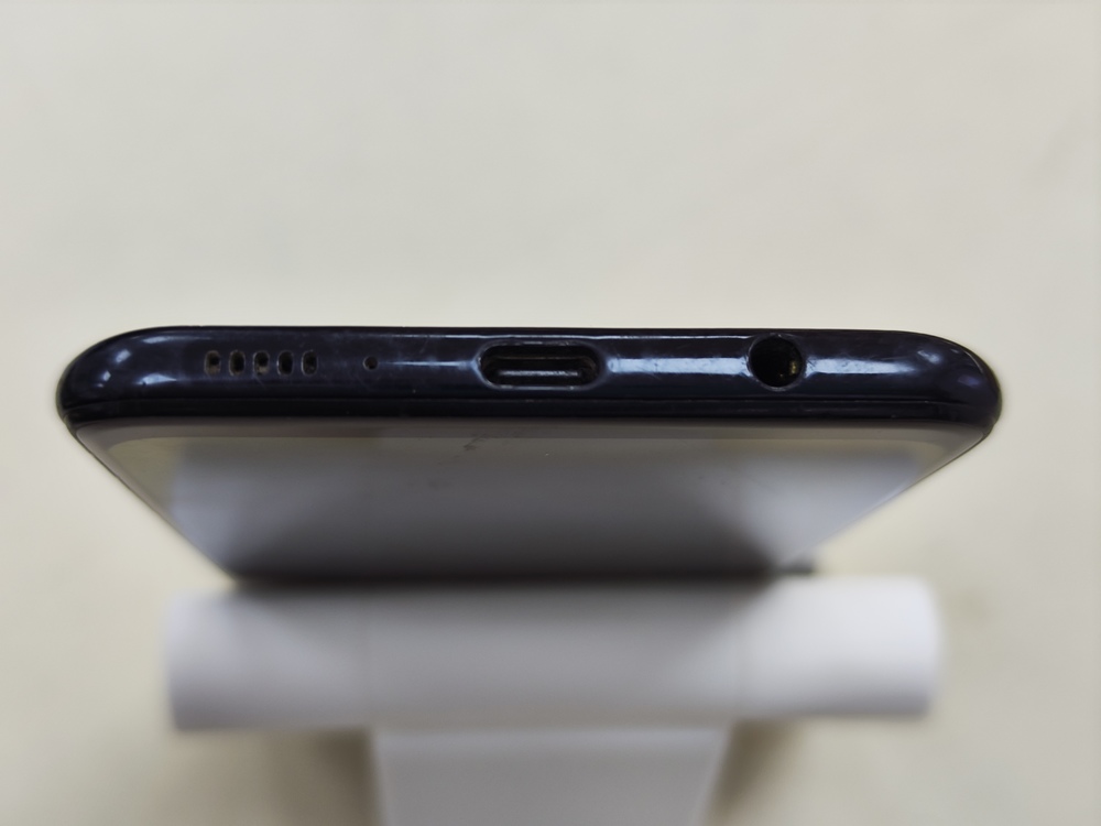 Смартфон Samsung Galaxy A30 4/64