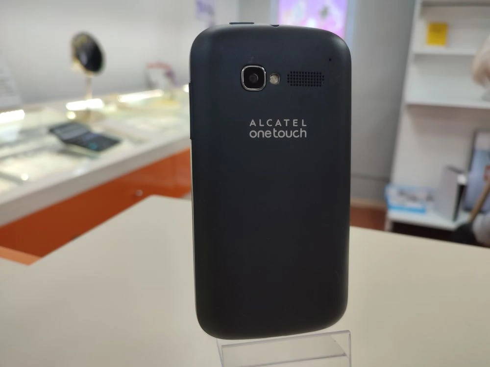 Смартфон Alcatel 5036D