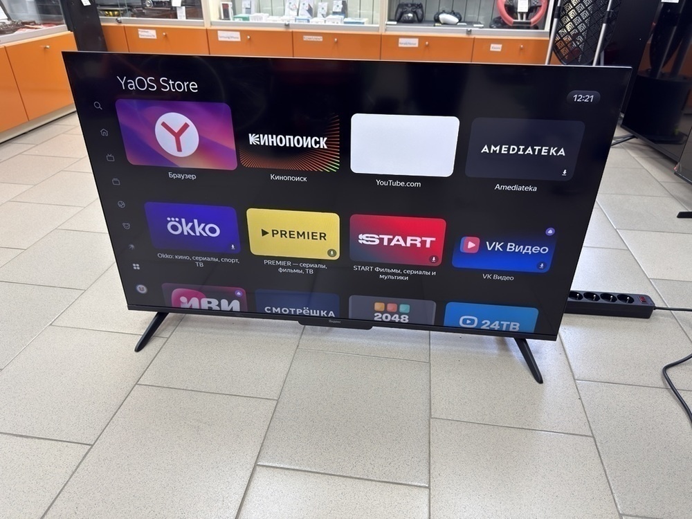 LED Телевизор Яндекс ТВ Станция Бейсик  43" 4K UHD,