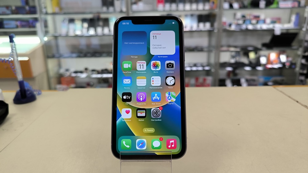 Смартфон Apple iPhone 11 64Gb