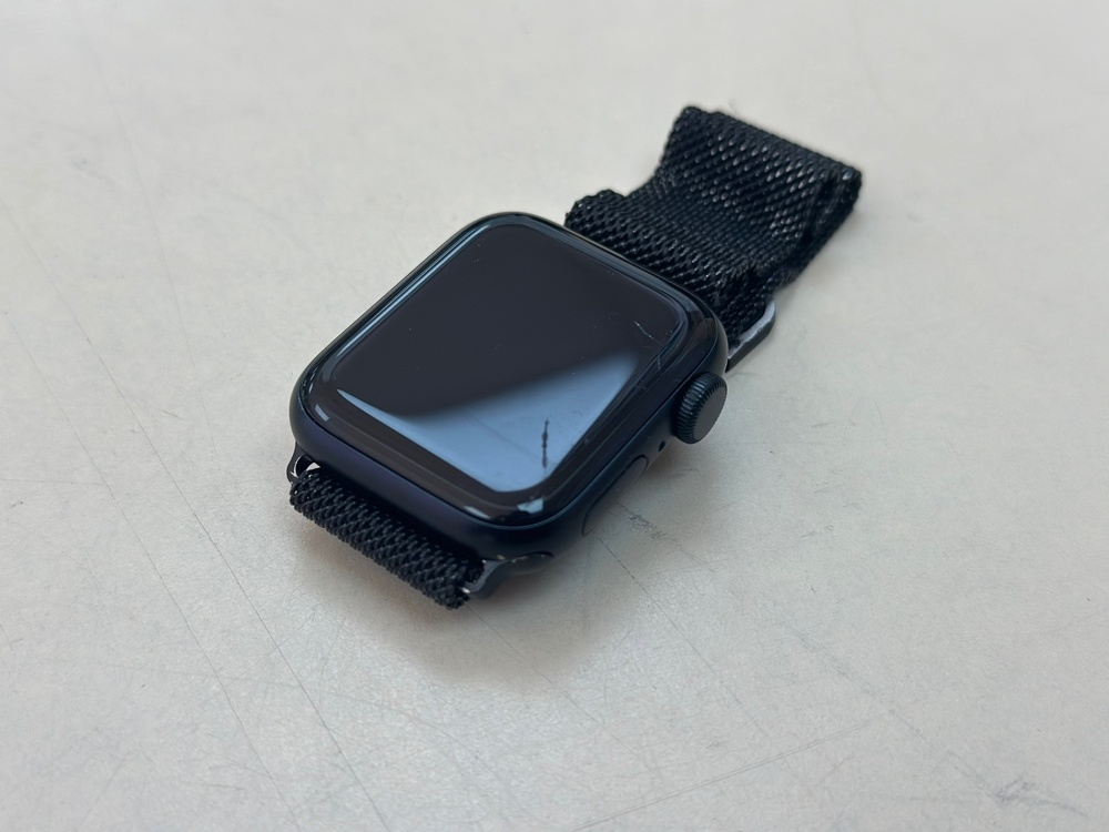 Смарт-часы Apple Watch SE 2020 40mm