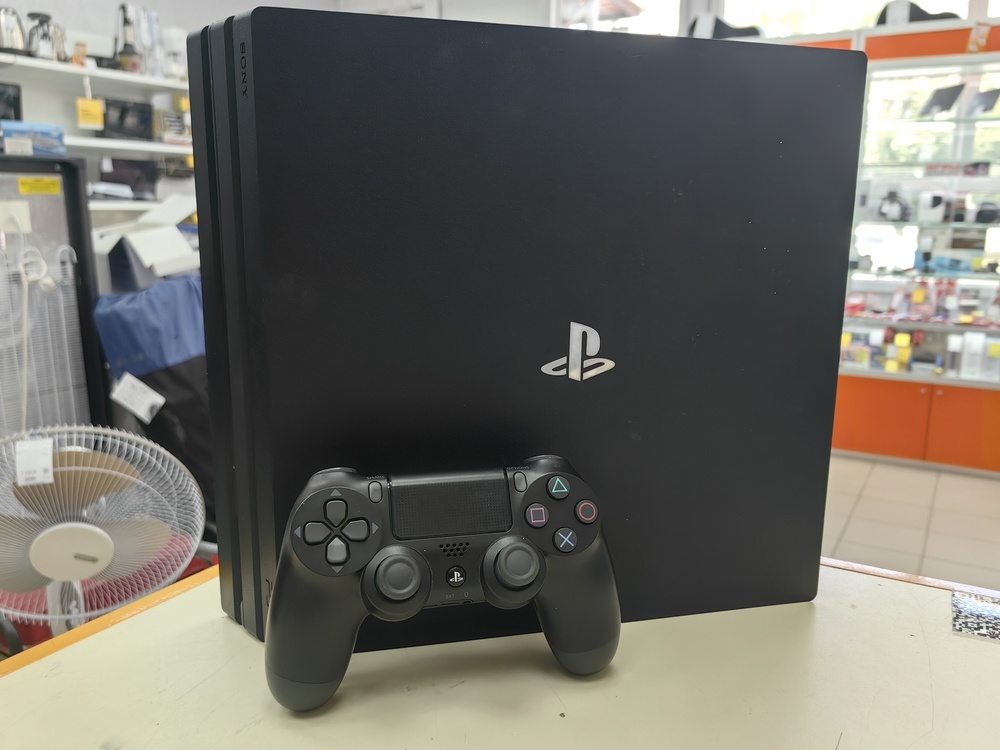 Игровая приставка PlayStation 4 Pro 1Tb