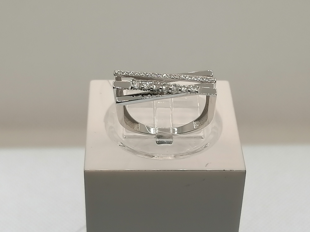 КОЛЬЦО С КАМНЯМИ (Au 585)