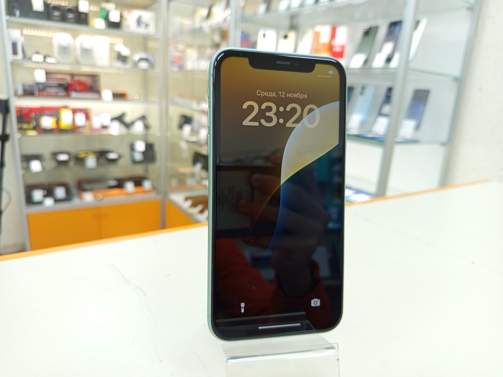 Смартфон Apple iPhone 11 64Gb