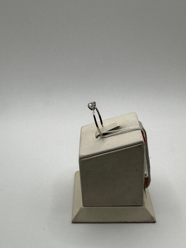 КОЛКМ585 КОЛЬЦО С КАМНЕМ (Au 585)