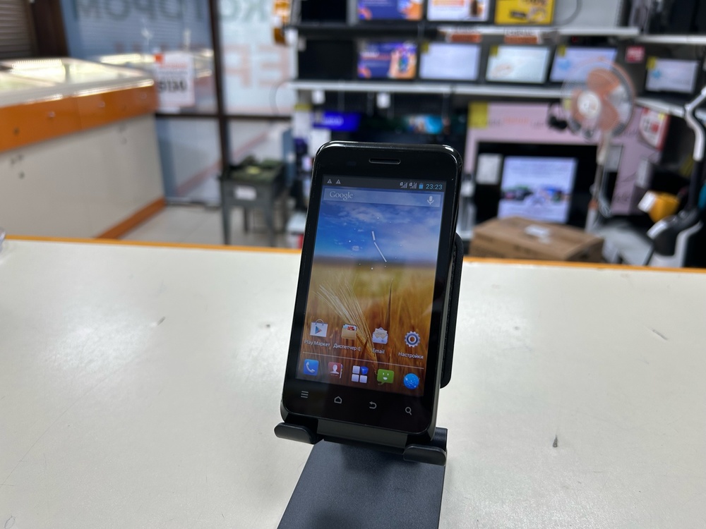 Смартфон ZTE V807