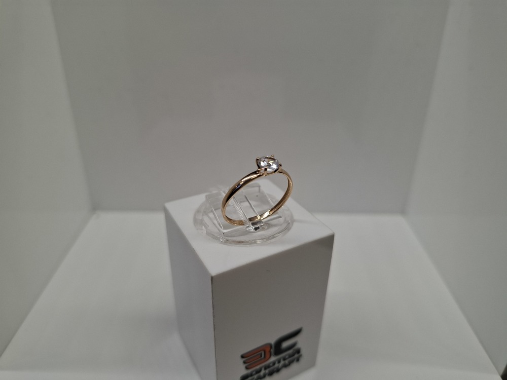 КОЛКМ585 КОЛЬЦО С КАМНЕМ (Au 585) КОЛКМ585 КОЛЬЦО С КАМНЕМ (Au 585)