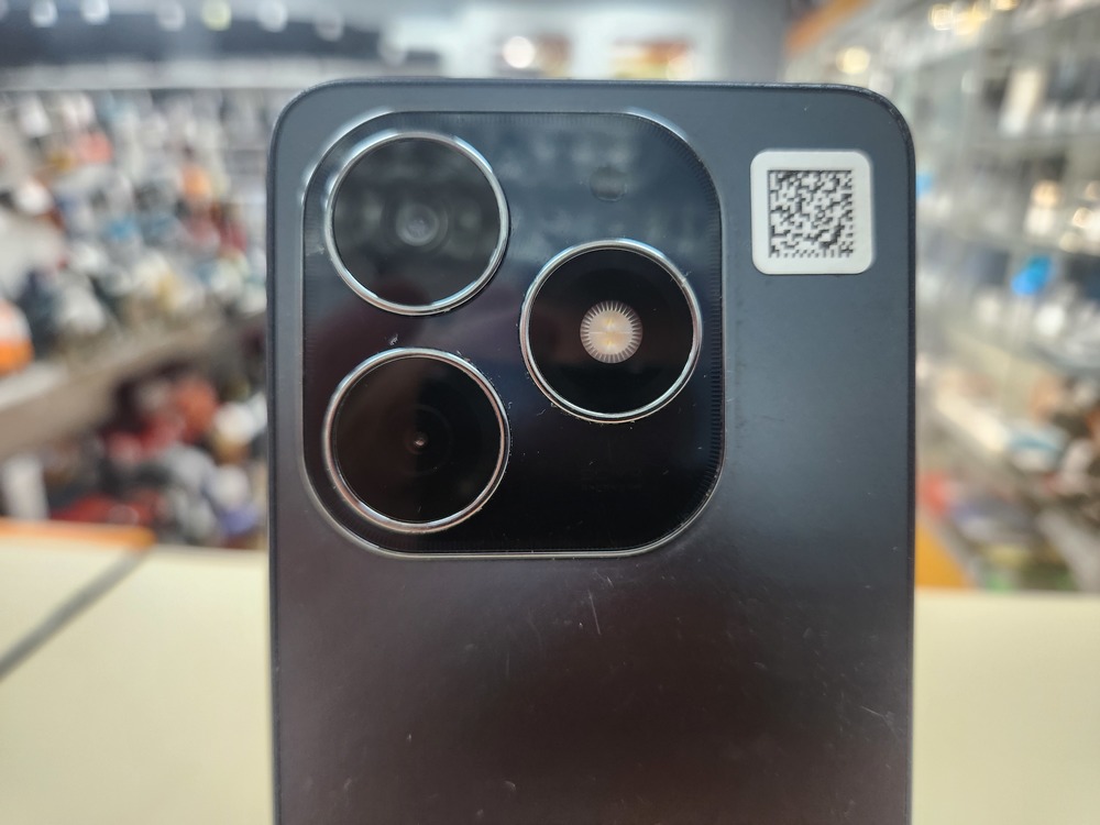 Смартфон Tecno Spark 20 8/256