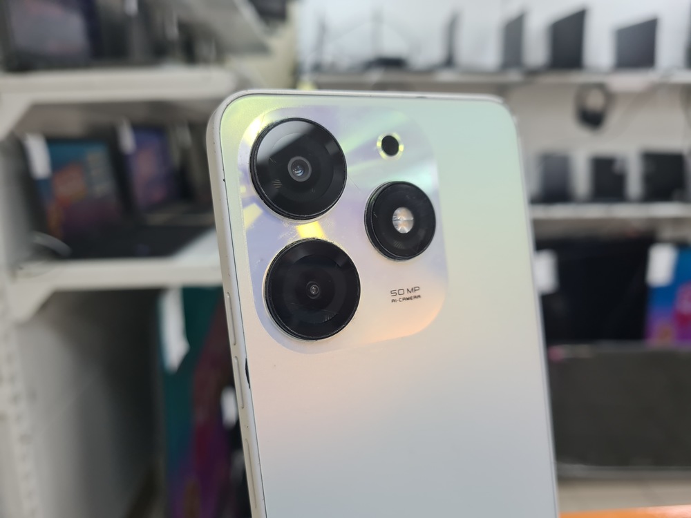 Смартфон Tecno Spark 10 Pro 8/256