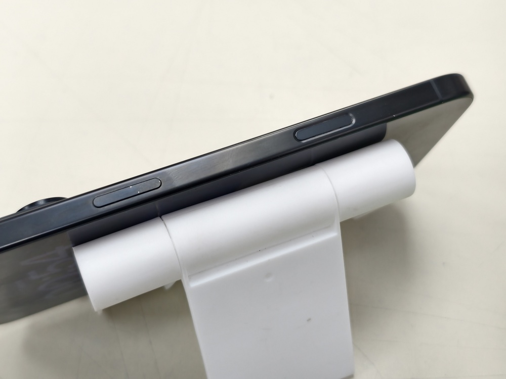 Смартфон Apple Iphone 16 Pro Max 256Gb